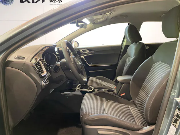 Kia Ceed 1.5 T-GDi MHEV Power