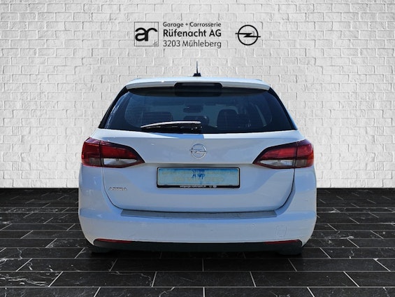 Vehicle image 3 Vehicle image 3