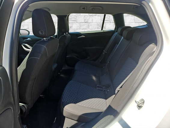 Vehicle image 7 Vehicle image 7