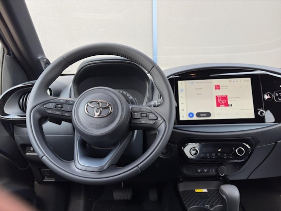 Vehicle image 11 Vehicle image 11