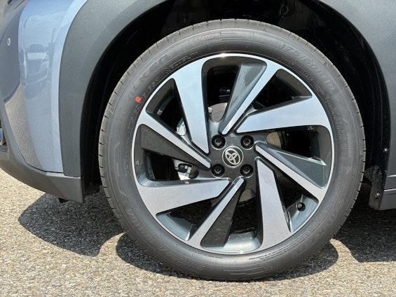 Vehicle image 8 Vehicle image 8