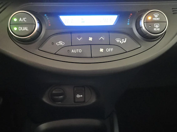 Fahrzeugbild 18 Fahrzeugbild 18