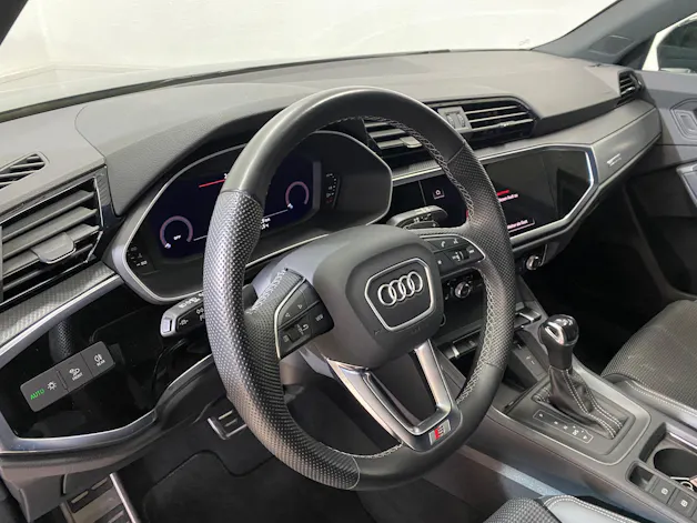 Audi Q3 35 TFSI advanced Attraction S-tronic