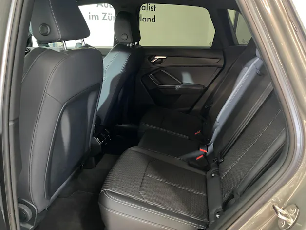 Audi Q3 35 TFSI advanced Attraction S-tronic