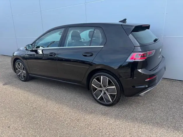 VW Golf 1.5 TSI PHEV Style