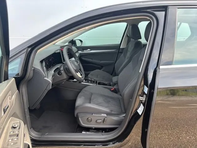 VW Golf 1.5 TSI PHEV Style