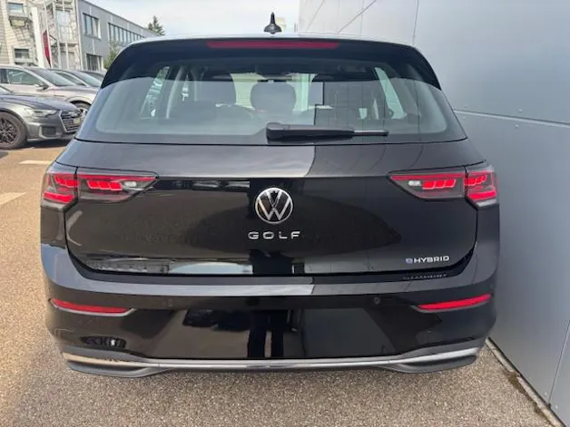 VW Golf 1.5 TSI PHEV Style