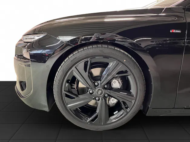 Audi A6 Avant e-tron quattro