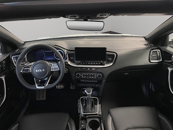 Vehicle image 4 Vehicle image 4