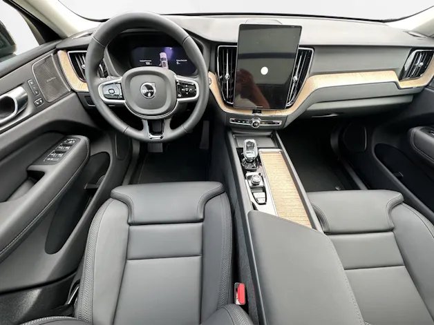 Volvo XC60 2.0 T6 TE Plus Dark eAWD