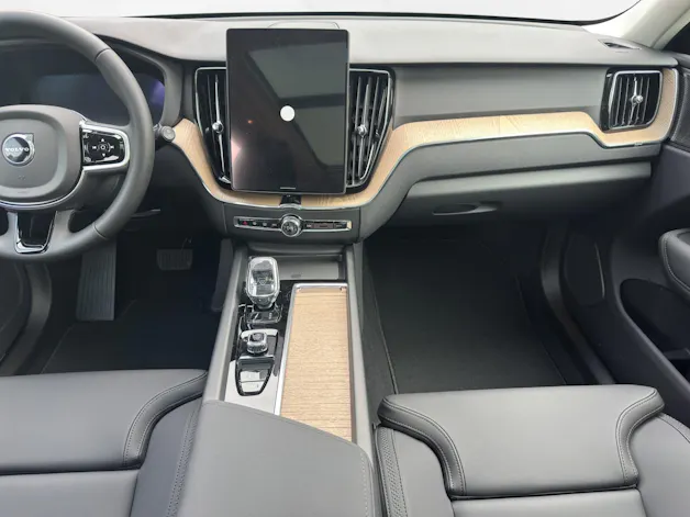 Volvo XC60 2.0 T6 TE Plus Dark eAWD