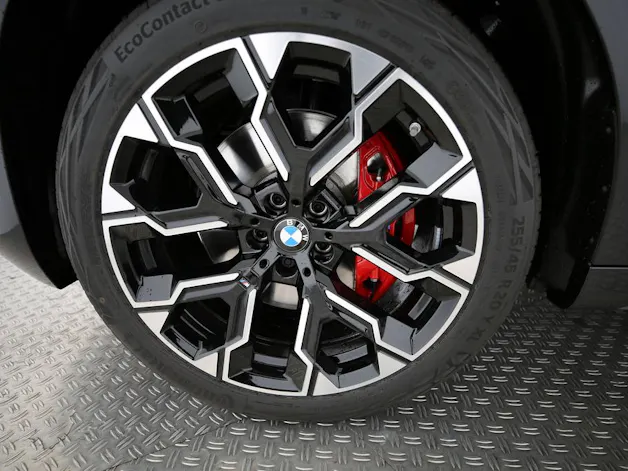 BMW X3 M50i