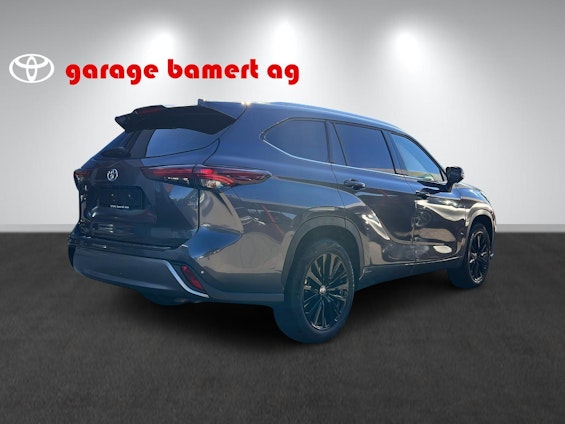 Vehicle image 5 Vehicle image 5