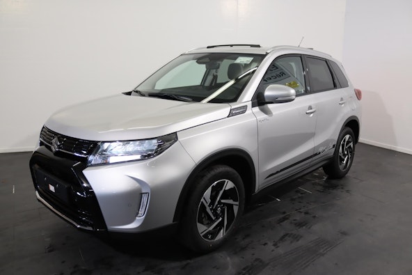 First vehicle image