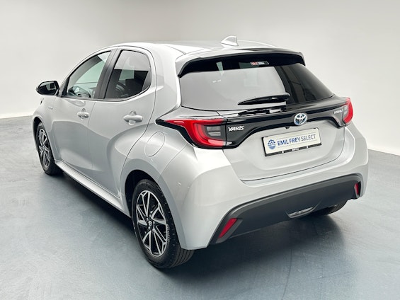 Vehicle image 11