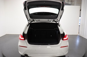 Vehicle image BMW 118i