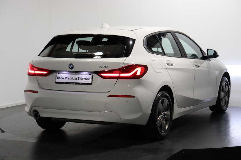 Vehicle image BMW 1 SERIES