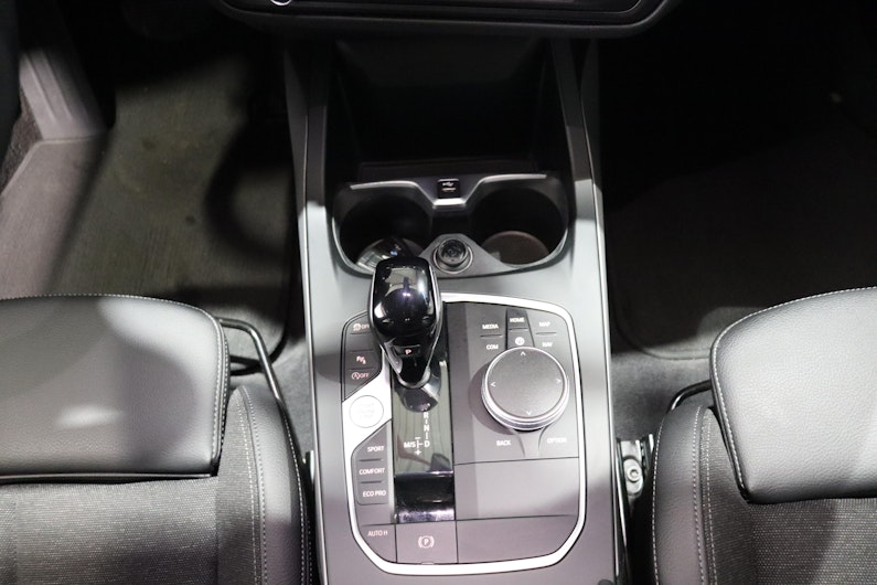 Vehicle image BMW 1 SERIES