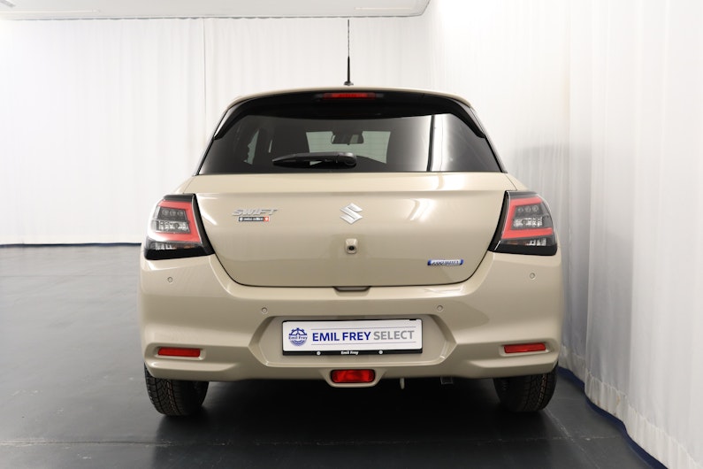 Vehicle image SUZUKI SWIFT