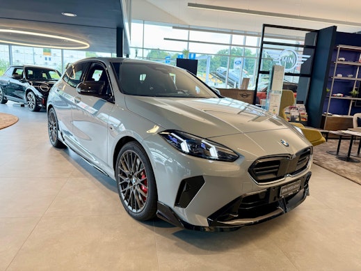 BMW M135i xDrive 0 BMW M135i xDrive 0