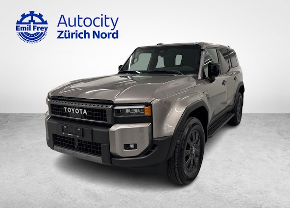 First vehicle image First vehicle image