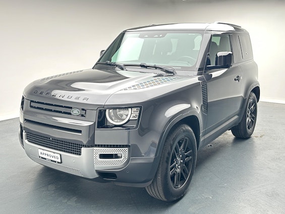 First vehicle image