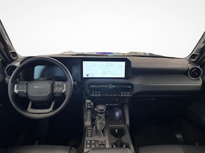 Vehicle image TOYOTA Land Cruiser 2.8 D 48V Invincible