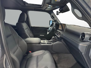 Vehicle image TOYOTA Land Cruiser 2.8 D 48V Invincible