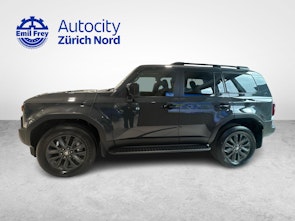 Vehicle image TOYOTA Land Cruiser 2.8 D 48V Invincible