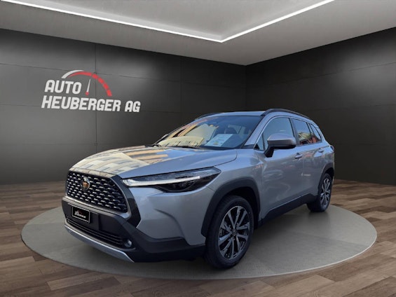 First vehicle image