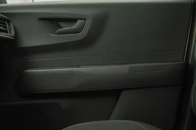 Ford E-Transit Courier Van Trend
