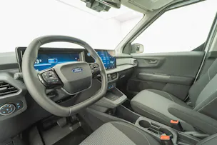Ford E-Transit Courier Van Trend
