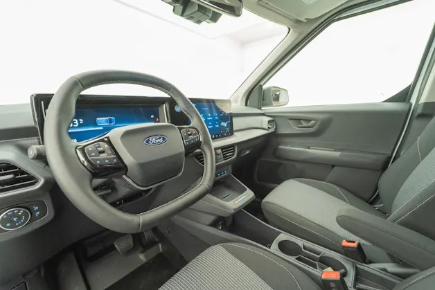 Ford E-Transit Courier Van Trend