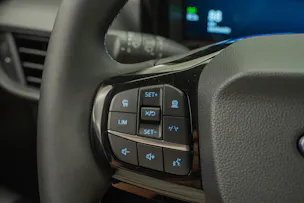 Ford E-Transit Courier Van Trend