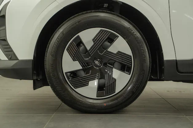 Ford E-Transit Courier Van Trend