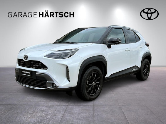 First vehicle image