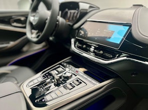 Vehicle image ASTON MARTIN DBX S 4.0 V8 Bi-Turbo