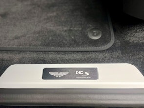 Vehicle image ASTON MARTIN DBX S 4.0 V8 Bi-Turbo