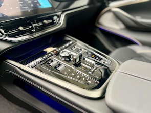 Vehicle image ASTON MARTIN DBX S 4.0 V8 Bi-Turbo