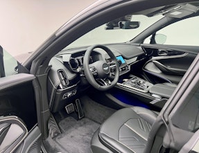 Vehicle image ASTON MARTIN DBX S 4.0 V8 Bi-Turbo