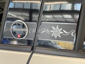 Fahrzeugbild SUZUKI Swift 1.2 Tradizio Top Hybrid 4x4