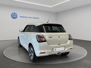 Fahrzeugbild SUZUKI Swift 1.2 Tradizio Top Hybrid 4x4