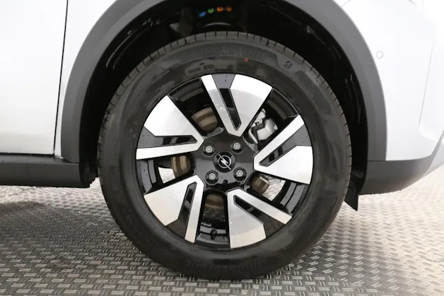 Opel 1.2 T HEV 145 GS