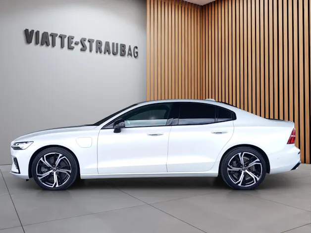 Volvo S60 2.0 T8 TE Ultimate Dark eAWD