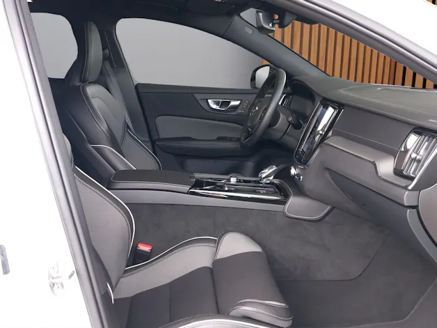 Volvo S60 2.0 T8 TE Ultimate Dark eAWD