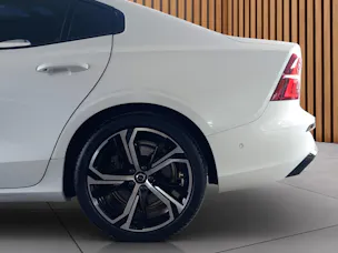 Volvo S60 2.0 T8 TE Ultimate Dark eAWD