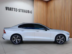 Volvo S60 2.0 T8 TE Ultimate Dark eAWD