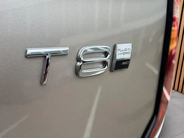 Volvo XC90 2.0 T8 TE Ultra Dark eAWD
