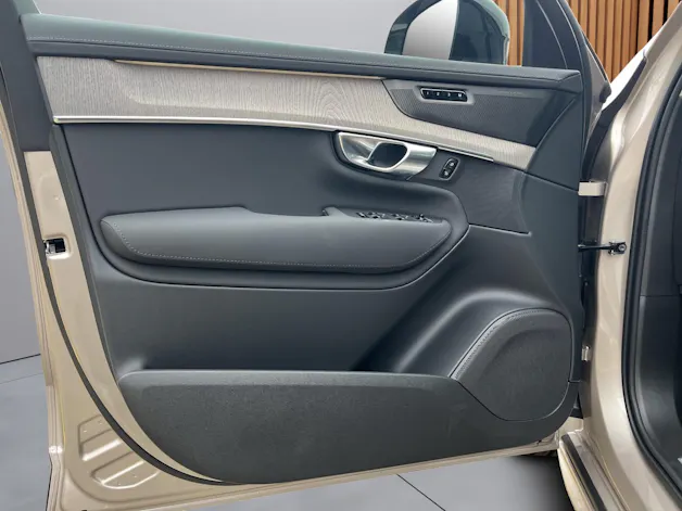 Volvo XC90 2.0 T8 TE Ultra Dark eAWD