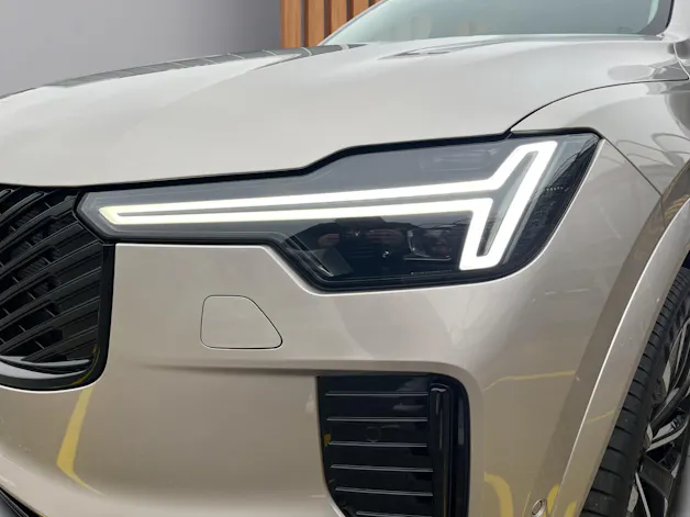 Volvo XC90 2.0 T8 TE Ultra Dark eAWD
